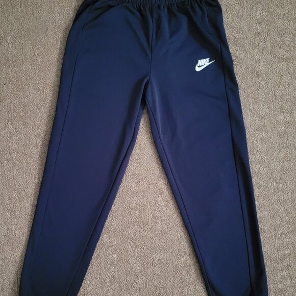 Nike track suit - Picture 6 of 8